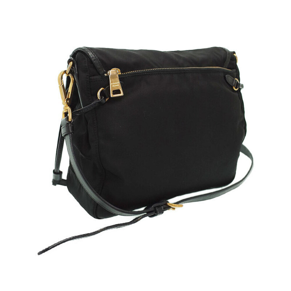 Prada Crossbody messenger saffiano Tessuto bag Black leather
